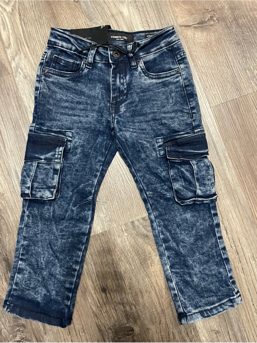 Kenneth Cole  kids size 3T Distressed Wash Cargo Jeans - Navy Blue